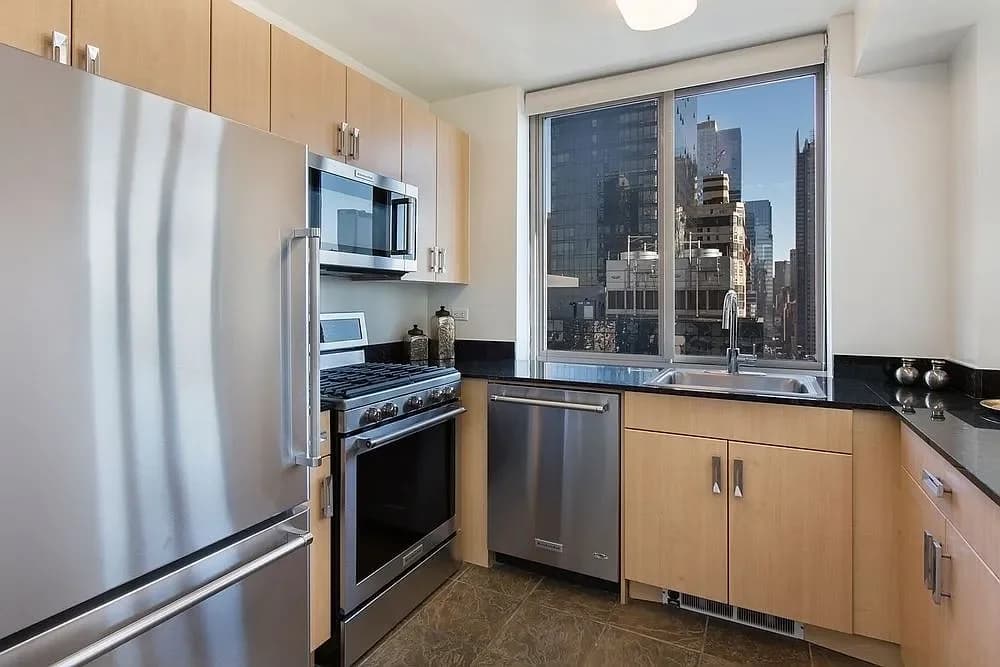 The Victory 561 10 Avenue #39D, Manhattan, NY 10036 apartment_kitchen 1