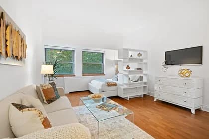 350 East 82 Street #2-G, Manhattan, NY 10028