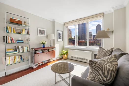 350 East 82 Street #6R, Manhattan, NY 10028 - Image 1