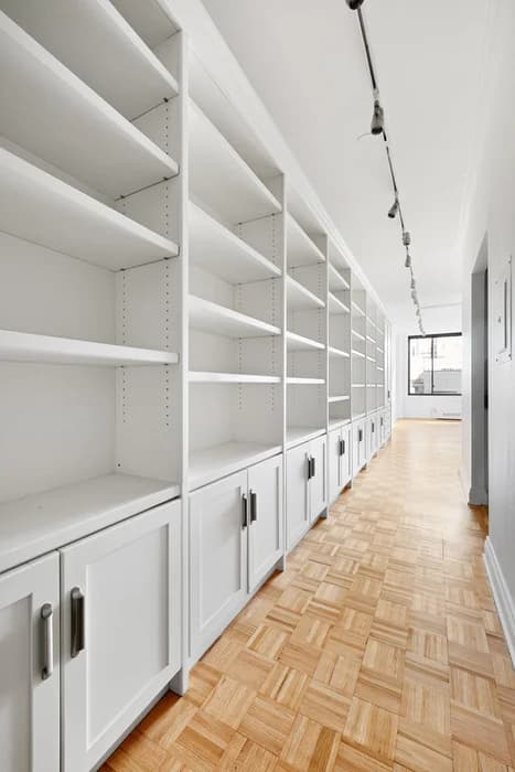 350 East 82 Street #7G, Manhattan, NY 10028 apartment_walk_in_closet 1