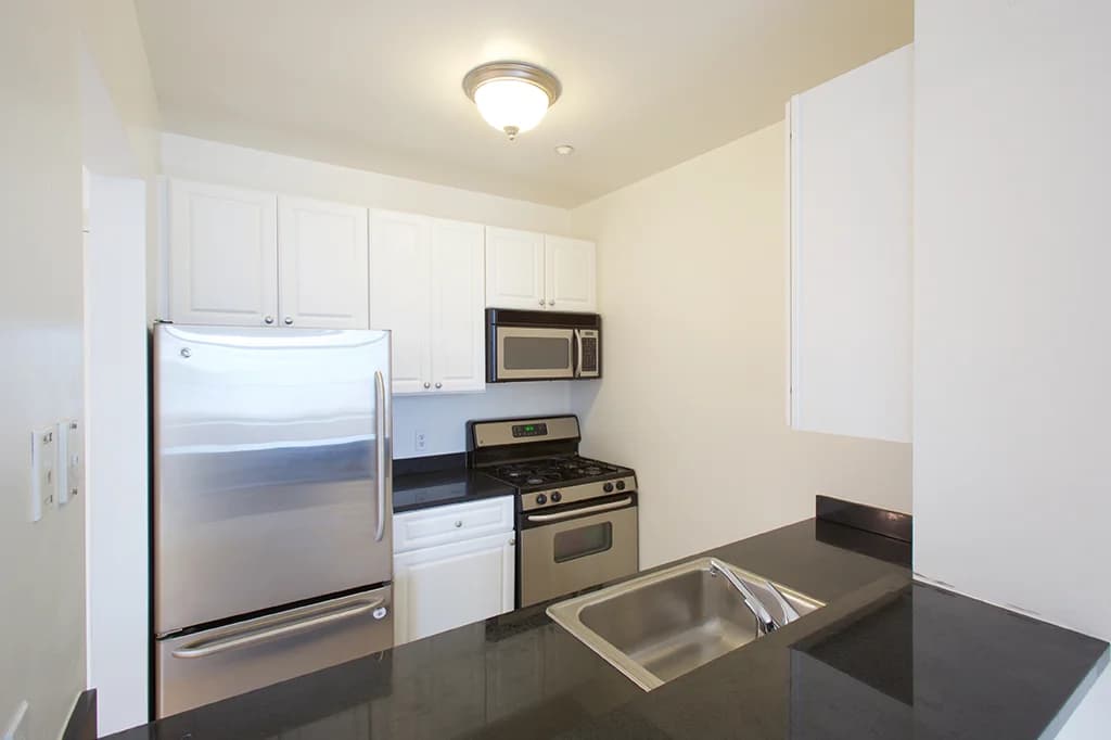 1955 1 Avenue #616, Manhattan, NY 10029 apartment_kitchen 1