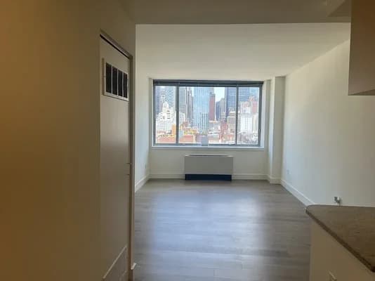 510 West 52 Street #002-012J, Manhattan, NY 10019