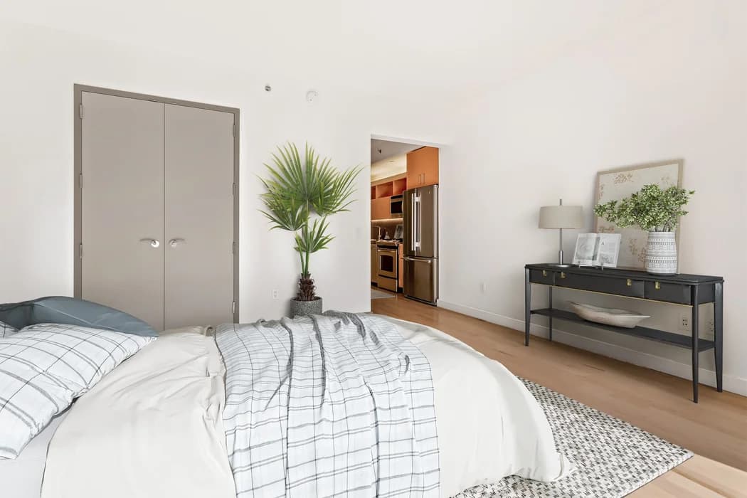 8 Spruce Street #37E, New York, NY 10038