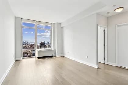 125 W 31 St #32J, Manhattan, NY 10001