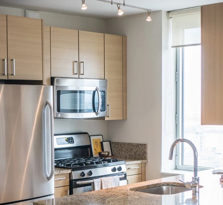 125 W 31 St #35D, Manhattan, NY 10001 apartment_kitchen 1