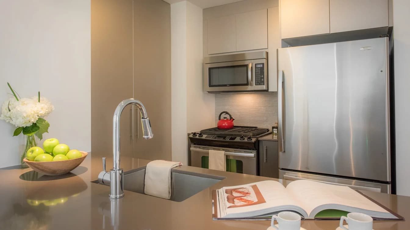 500 West 23 Street #06E, Manhattan, NY 10011 apartment_kitchen 1