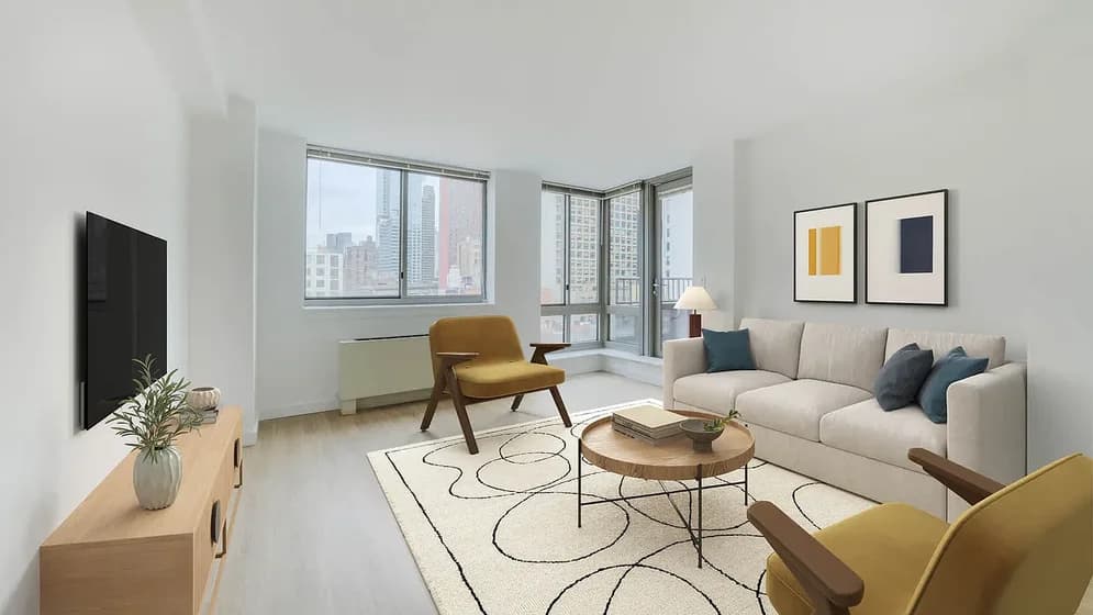 400 West 37 Street #10T, Manhattan, NY 10018 apartment_living_room 1