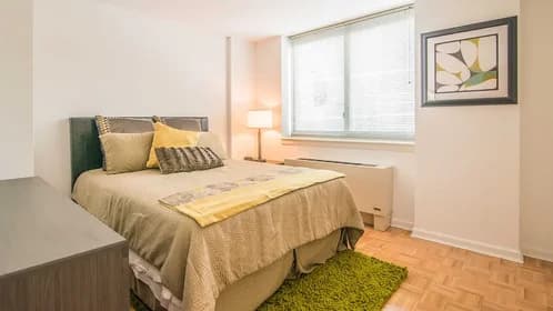 400 West 37 Street #11H, Manhattan, NY 10018