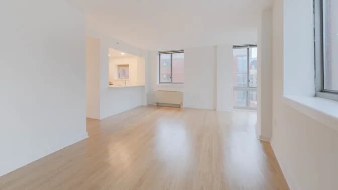 400 West 37 Street #14U, Manhattan, NY 10018