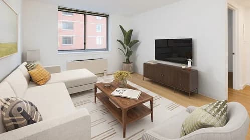 400 West 37 Street #3Y, Manhattan, NY 10018