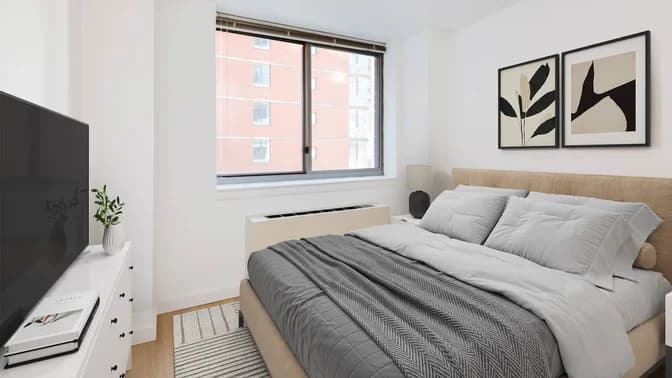 400 West 37 Street #8Y, Manhattan, NY 10018