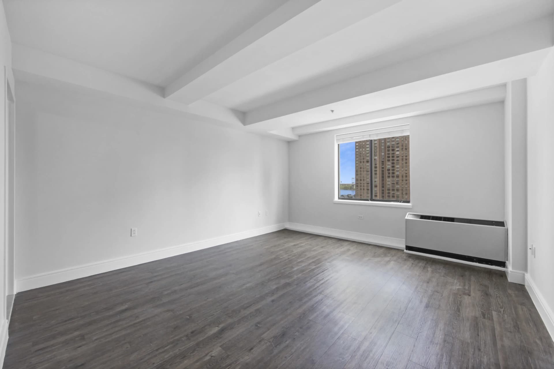 354 E 91 St #1504, Manhattan, NY 10128 apartment_bedroom_room 1