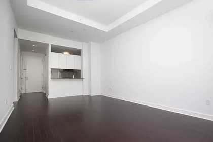 100 Riverside Boulevard #4-R, Manhattan, NY 10069