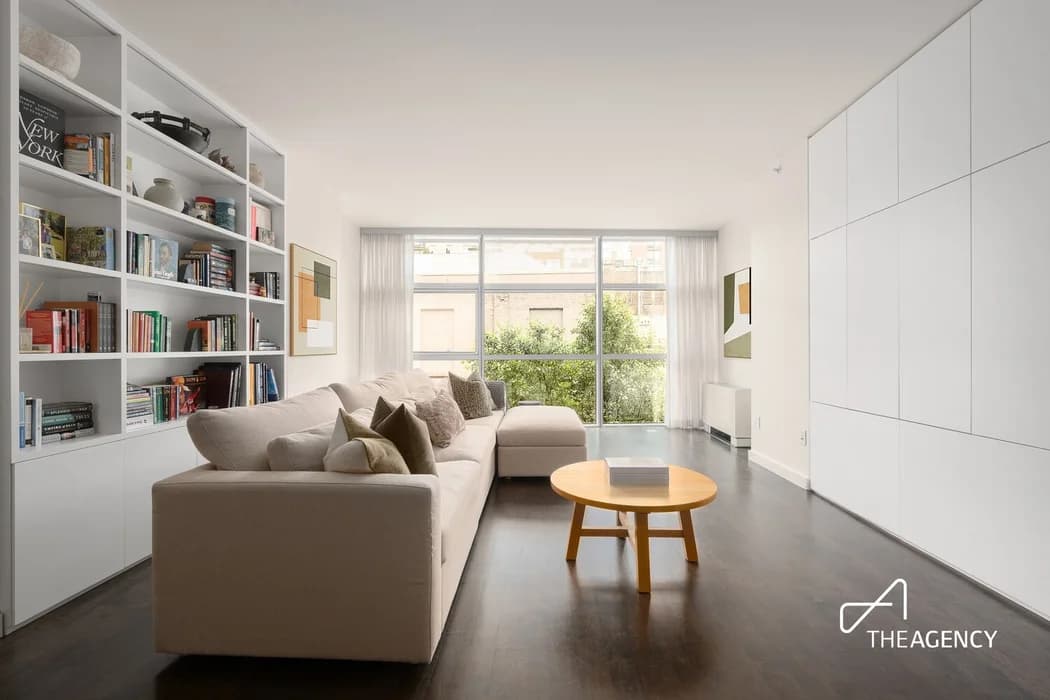 447 West 18 Street #3A, Manhattan, NY 10011 apartment_living_room 1
