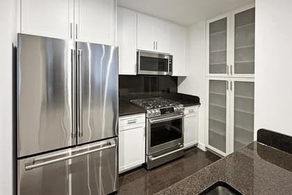 320 W 38 St #5481, Manhattan, NY 10018