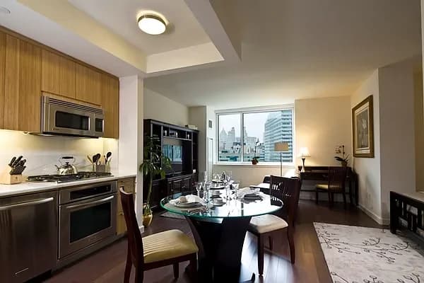 200 North End Avenue #12M, Manhattan, NY 10282