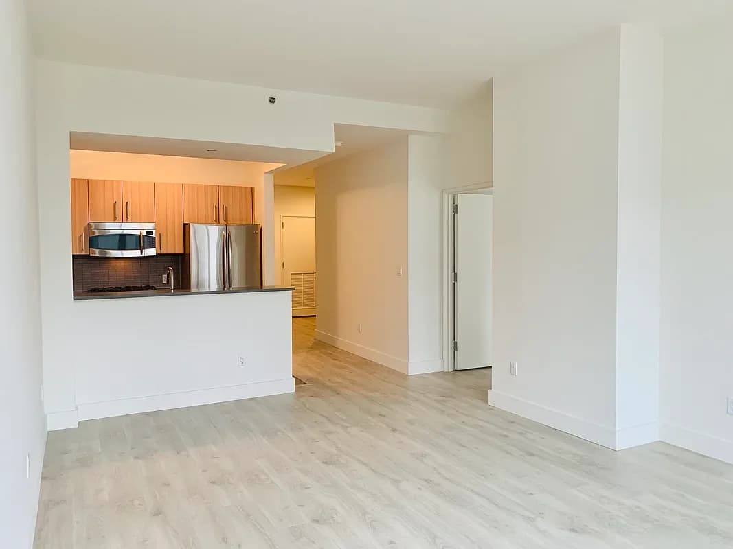229 W 60 St #10-P, Manhattan, NY 10023 apartment_living_room 1