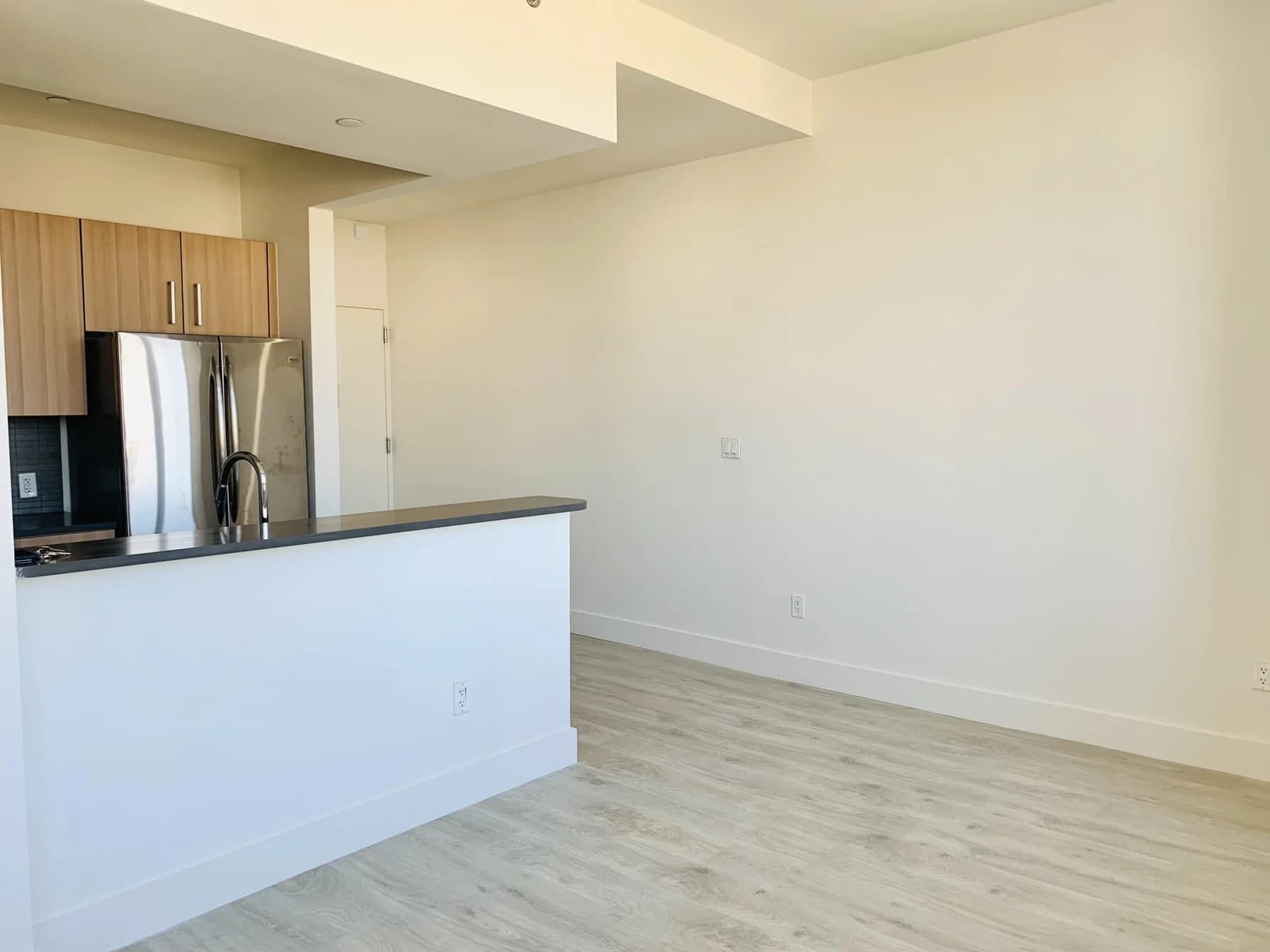 229 West 60 Street #14-T, Manhattan, NY 10023 apartment_kitchen 1