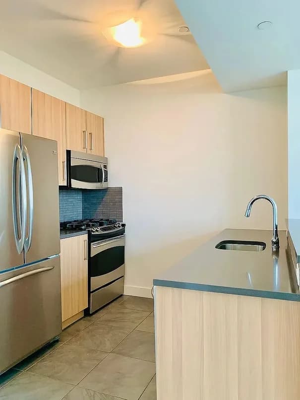 229 W 60 St #24-M, Manhattan, NY 10023 apartment_kitchen 1