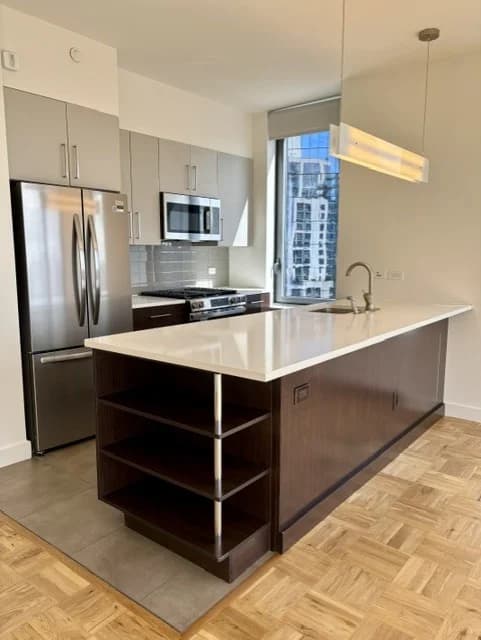 312 11 Avenue #27C, Manhattan, NY 10001 apartment_kitchen 1