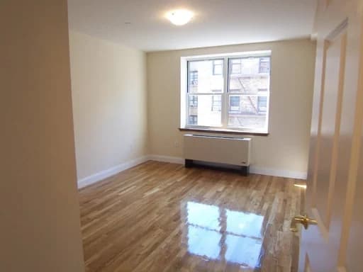 29 Cooper Street #5C, Manhattan, NY 10034