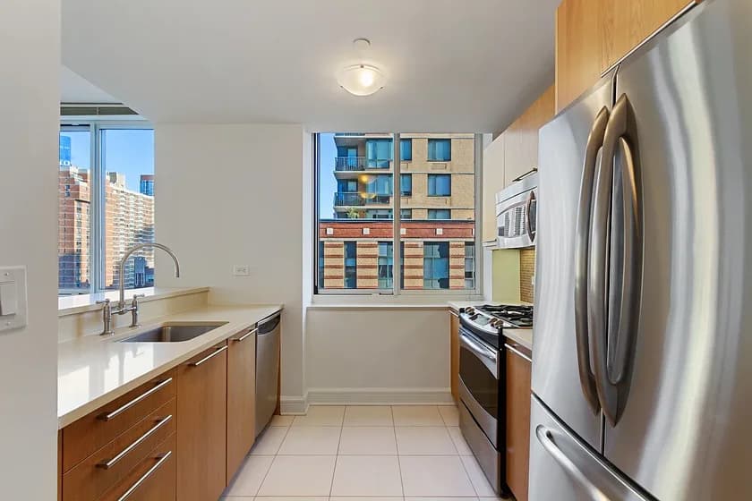400 West 63 Street #0307, Manhattan, NY 10069 apartment_kitchen 1