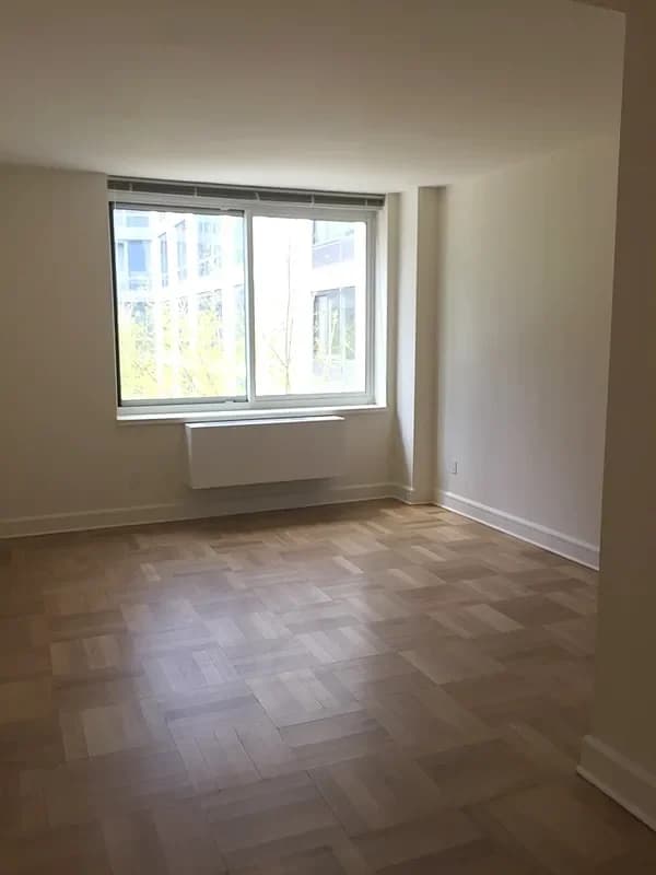400 West 63 Street #0510, Manhattan, NY 10069 1