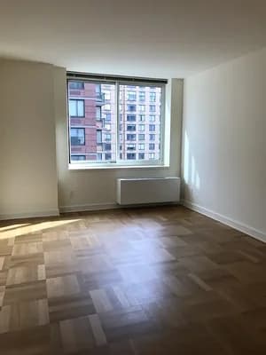 400 West 63 Street #1108, Manhattan, NY 10069