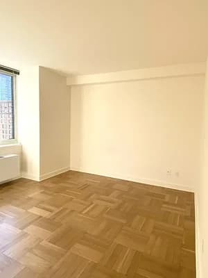 400 West 63 Street #1408, Manhattan, NY 10069