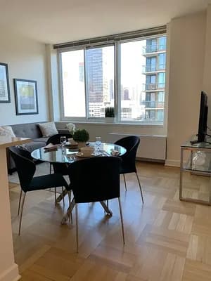 400 West 63 Street #1804, Manhattan, NY 10069