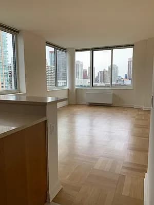 400 West 63 Street #1805, Manhattan, NY 10069 apartment_living_room 1