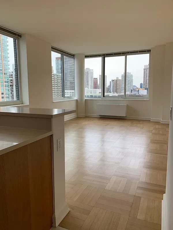 400 West 63 Street #1805, Manhattan, NY 10069 apartment_living_room 1