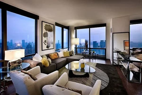 200 West 67 Street #10J, Manhattan, NY 10023