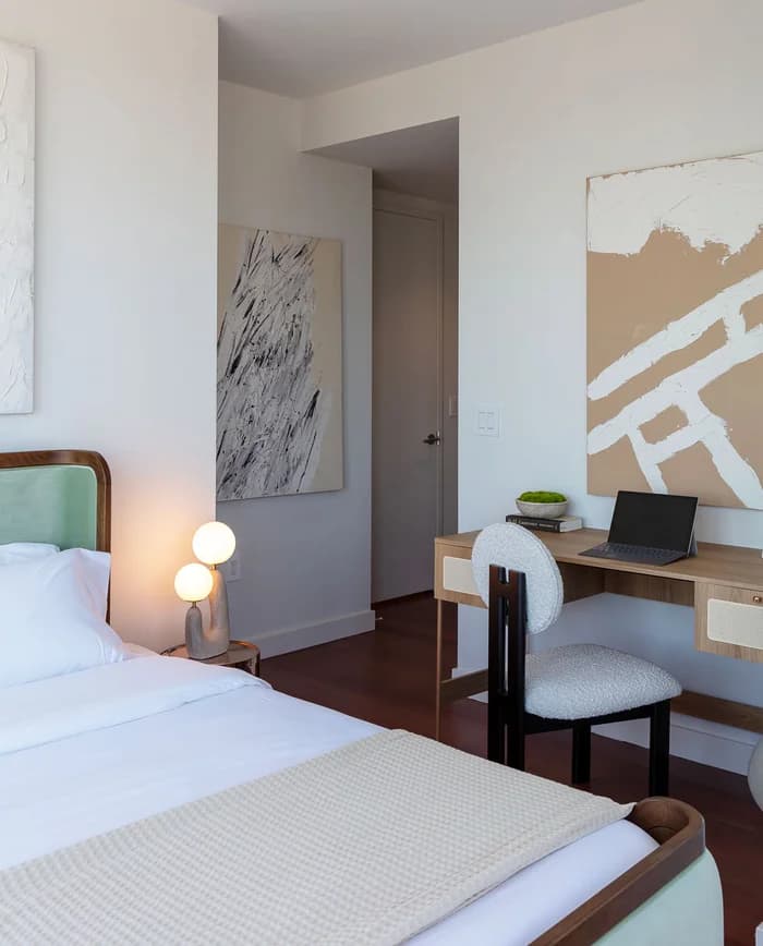 200 West 67 Street #32B, Manhattan, NY 10023 apartment_bedroom_room 1