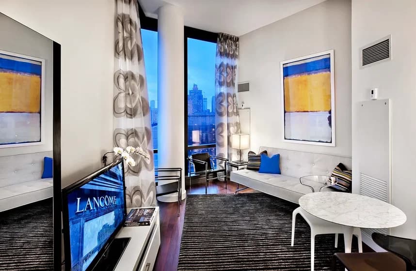 200 West 67 Street #6C, Manhattan, NY 10023 apartment_living_room 1