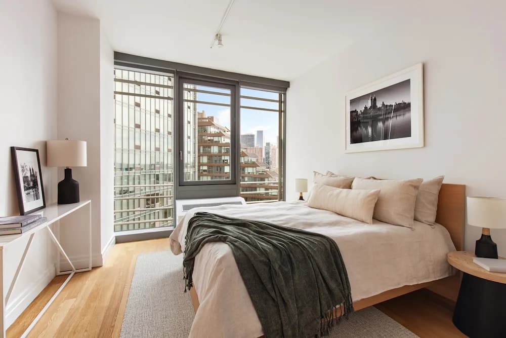 Mercedes House 550 West 54 Street #2130, Manhattan, NY 10019 apartment_bedroom_room 1