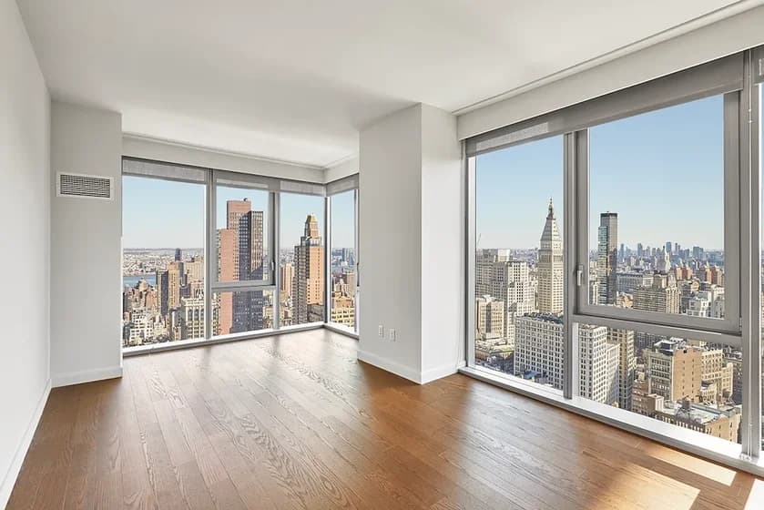 105 West 30 Street #18J, Manhattan, NY 10001 apartment_living_room 1