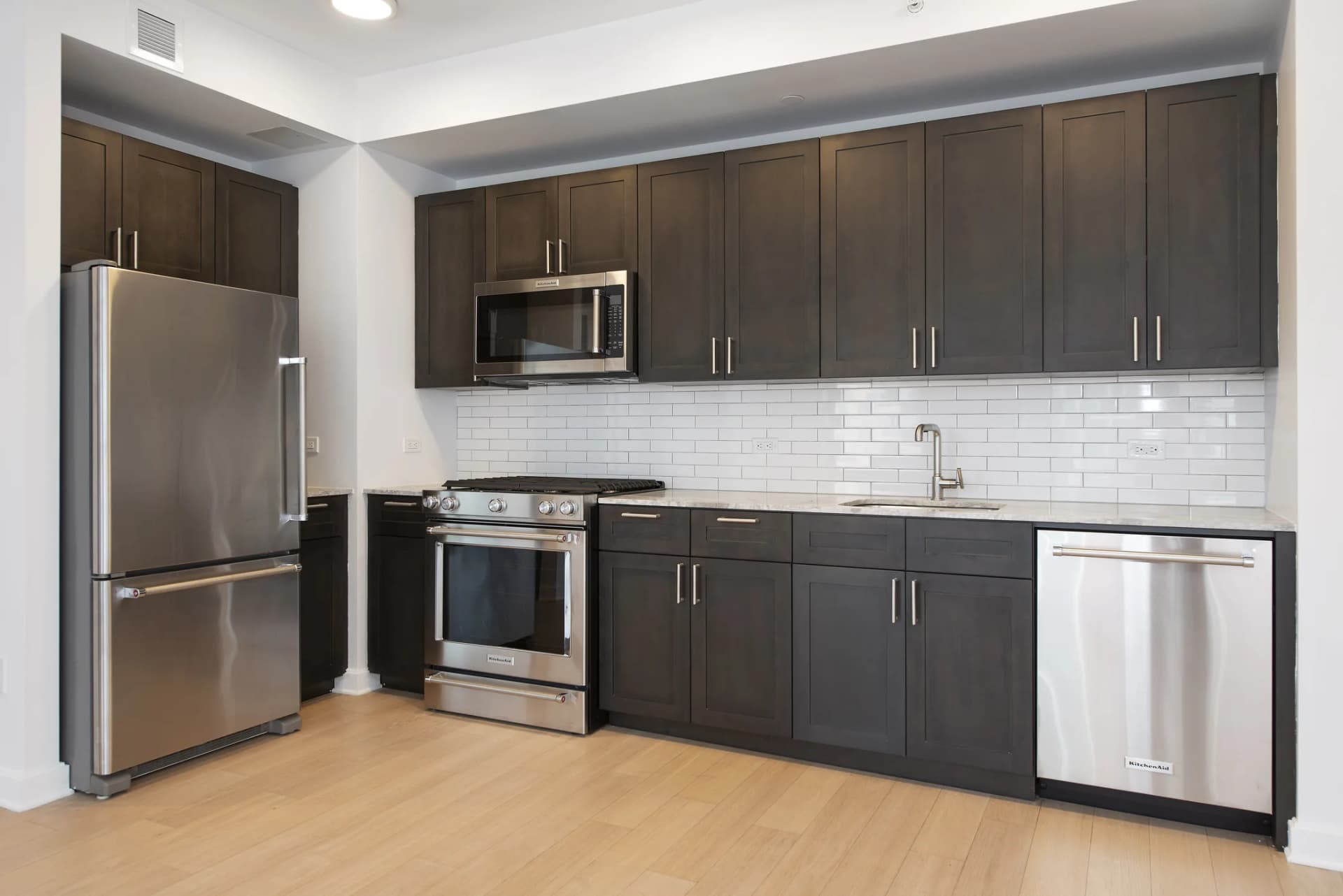 21 West End Avenue #1101, Manhattan, NY 10023 - Image 1