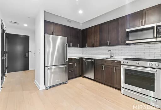 21 West End Avenue #1815, Manhattan, NY 10023 - Image 1