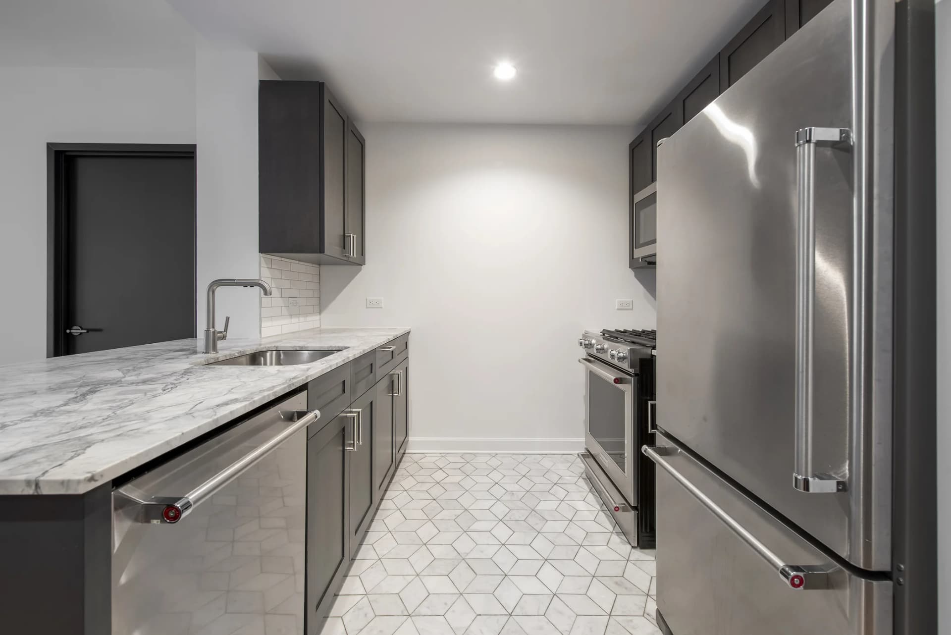 21 West End Avenue #46-01, Manhattan, NY 10023 - Image 1