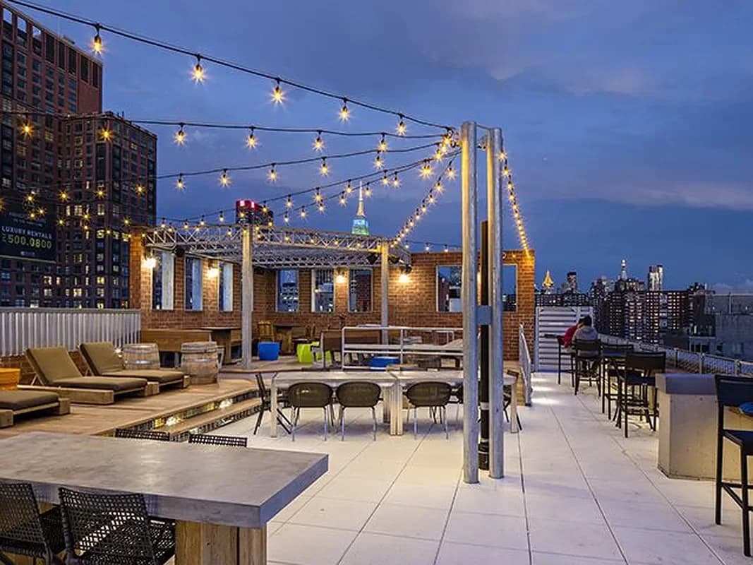 525 W 28Th St #239, Manhattan, NY 10001 amenity_outdoor_space 1