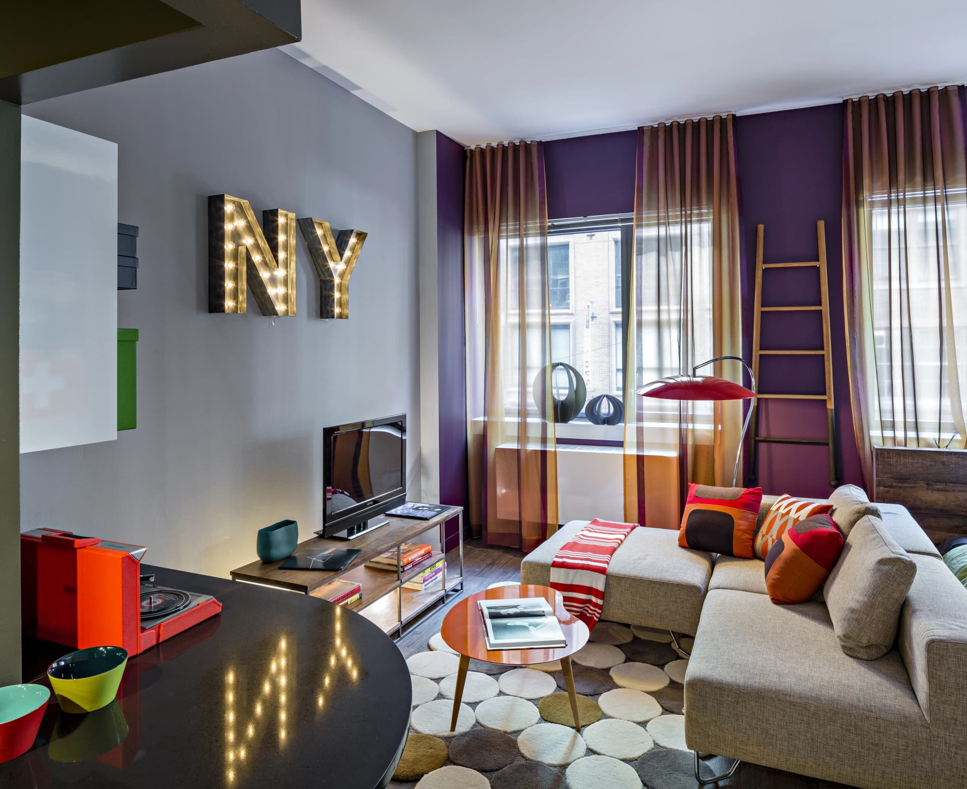 525 W 28Th St #356, Manhattan, NY 10001 apartment_living_room 1