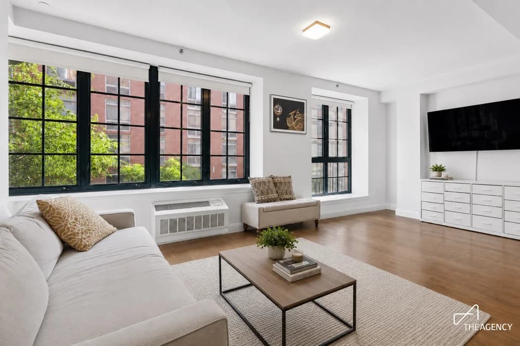 306 West 148 Street #3, Manhattan, NY 10039 apartment_living_room 1