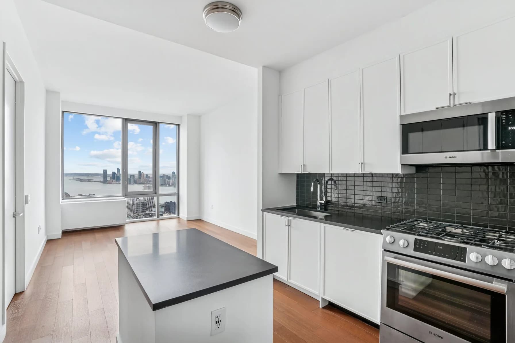 435 West 31 Street #0-09C, Manhattan, NY 10001 apartment_kitchen 1