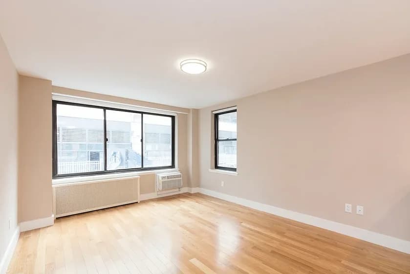 784 Columbus Avenue #1RS, Manhattan, NY 10025 apartment_living_room 1