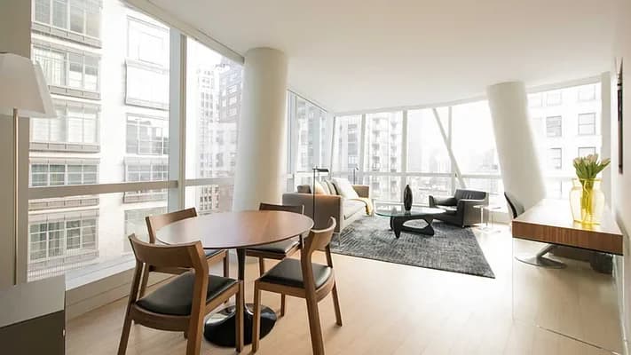 50 E 28 St #20C, Manhattan, NY 10016 apartment_living_room 1
