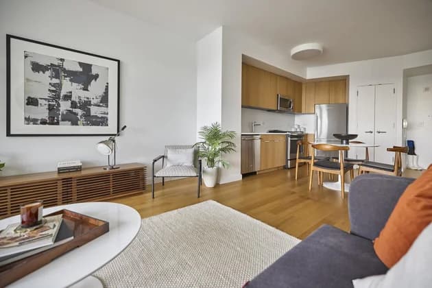 625 West 57 Street #2108, Manhattan, NY 10019