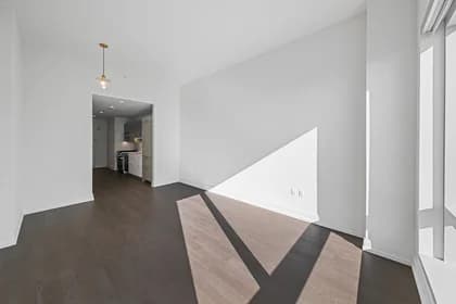 555 10 Avenue #49F, Manhattan, NY 10018