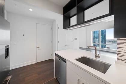 555 10 Ave #54H, Manhattan, NY 10018