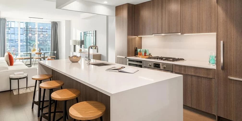 400 West 61 Street #1123, Manhattan, NY 10023 apartment_kitchen 1